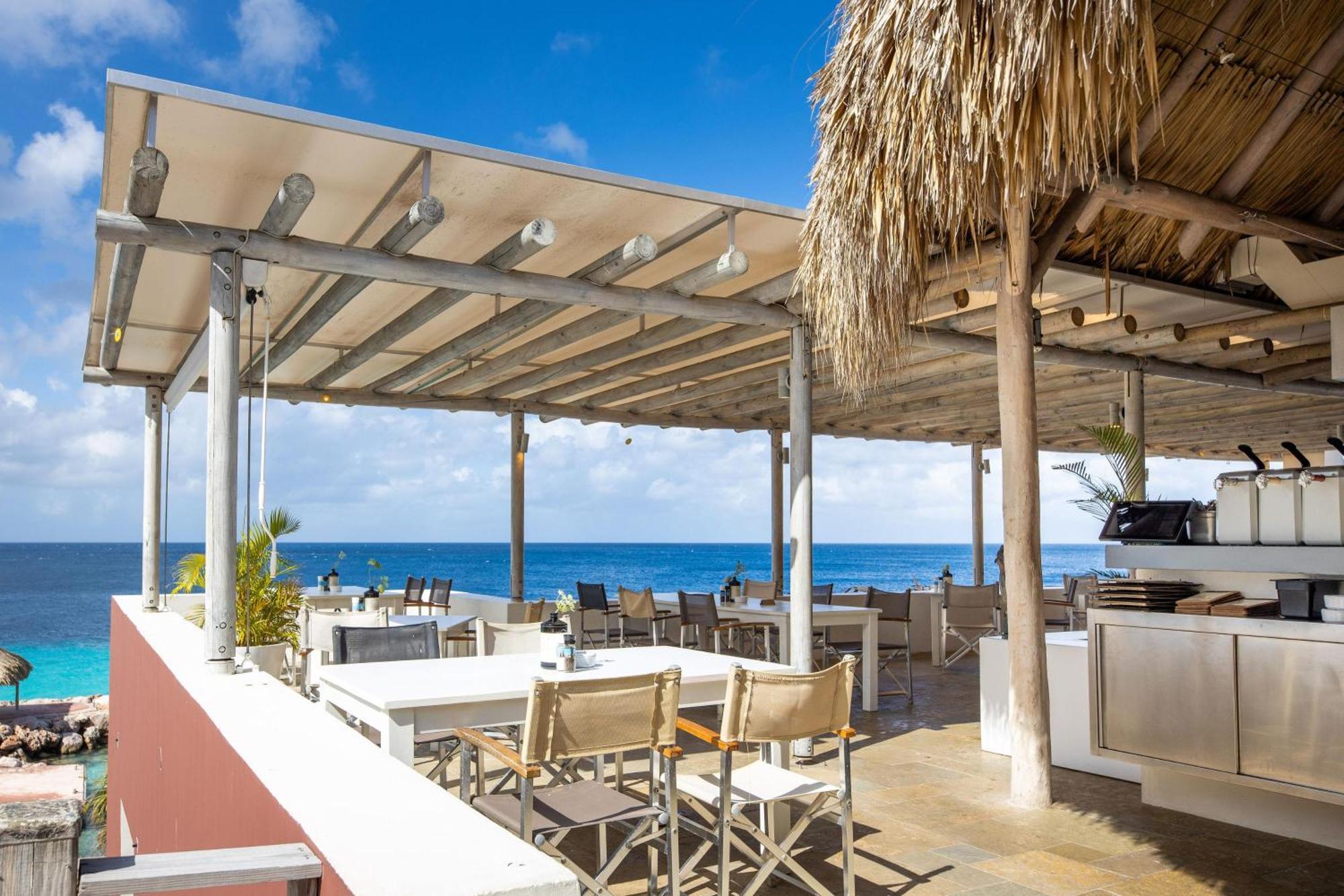 Coral Estate Luxury Resort Willibrordus エクステリア 写真