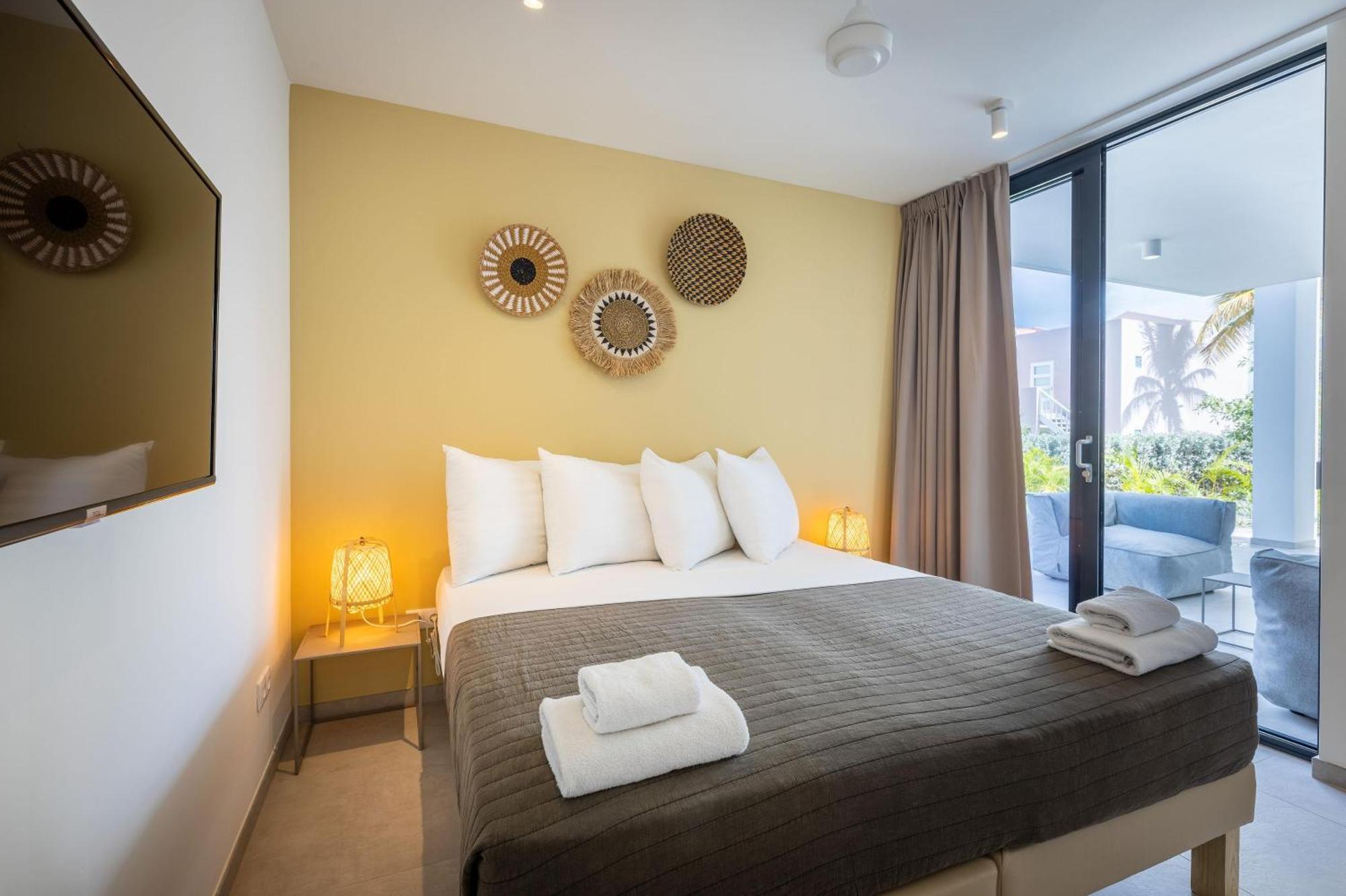Coral Estate Luxury Resort Willibrordus エクステリア 写真