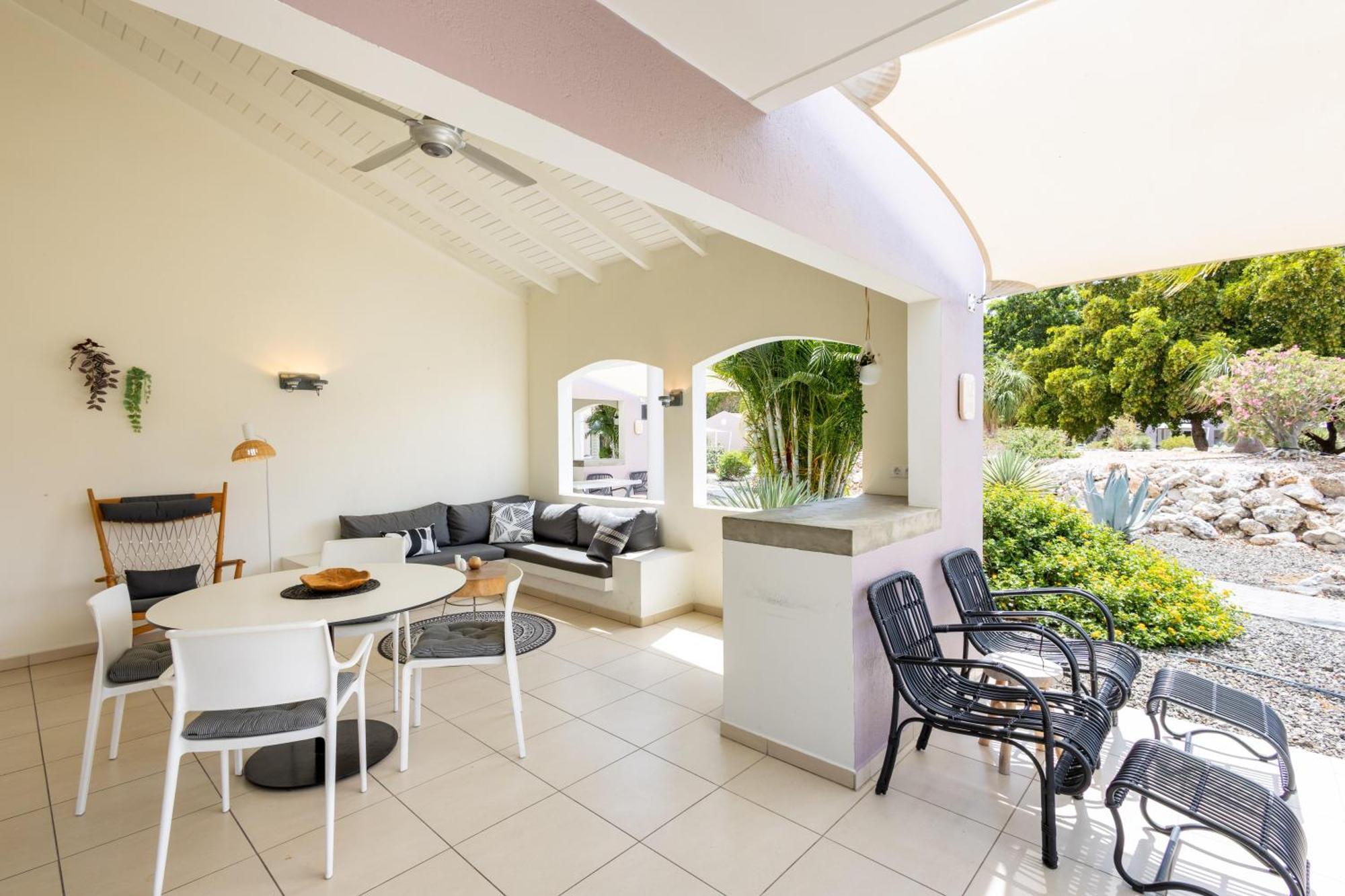 Coral Estate Luxury Resort Willibrordus エクステリア 写真